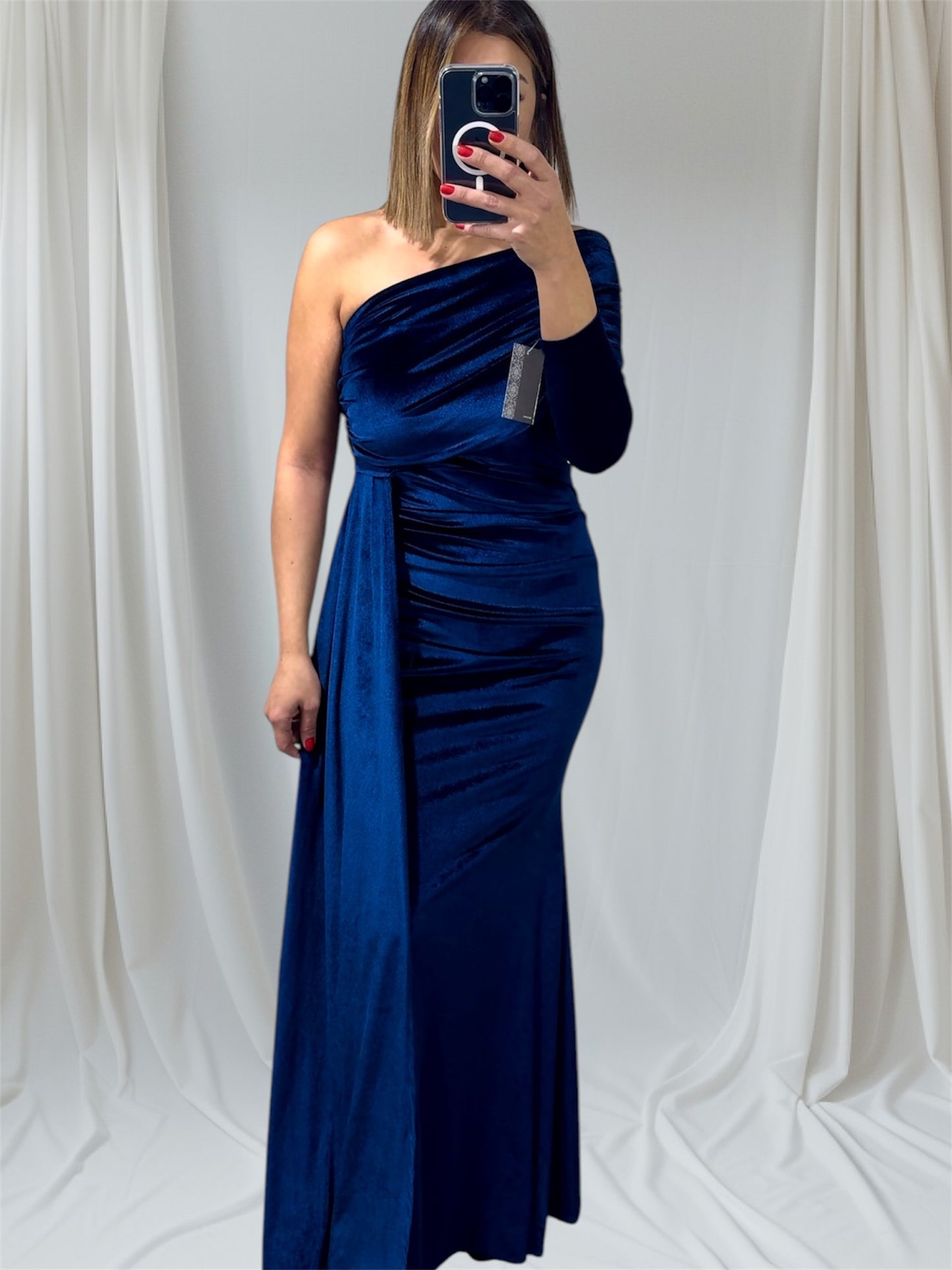 ÉLÉGANCE ASYMÉTRIE EN VELOURS BLEU